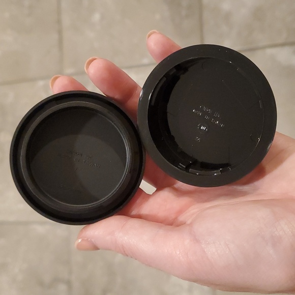 Canon lens cap - Picture 2 of 4